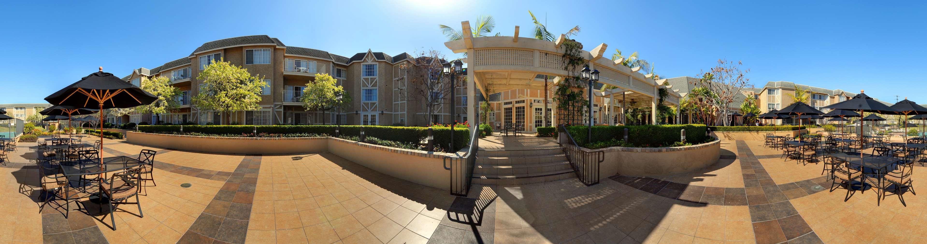 Hilton Garden Inn San Diego Del Mar Bagian luar foto